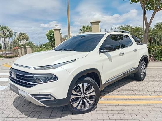 FIAT TORO 1.3 TURBO 270 FLEX VOLCANO AT6 FIAT TORO 1.3 TURBO 270 FLEX VOLCANO AT6